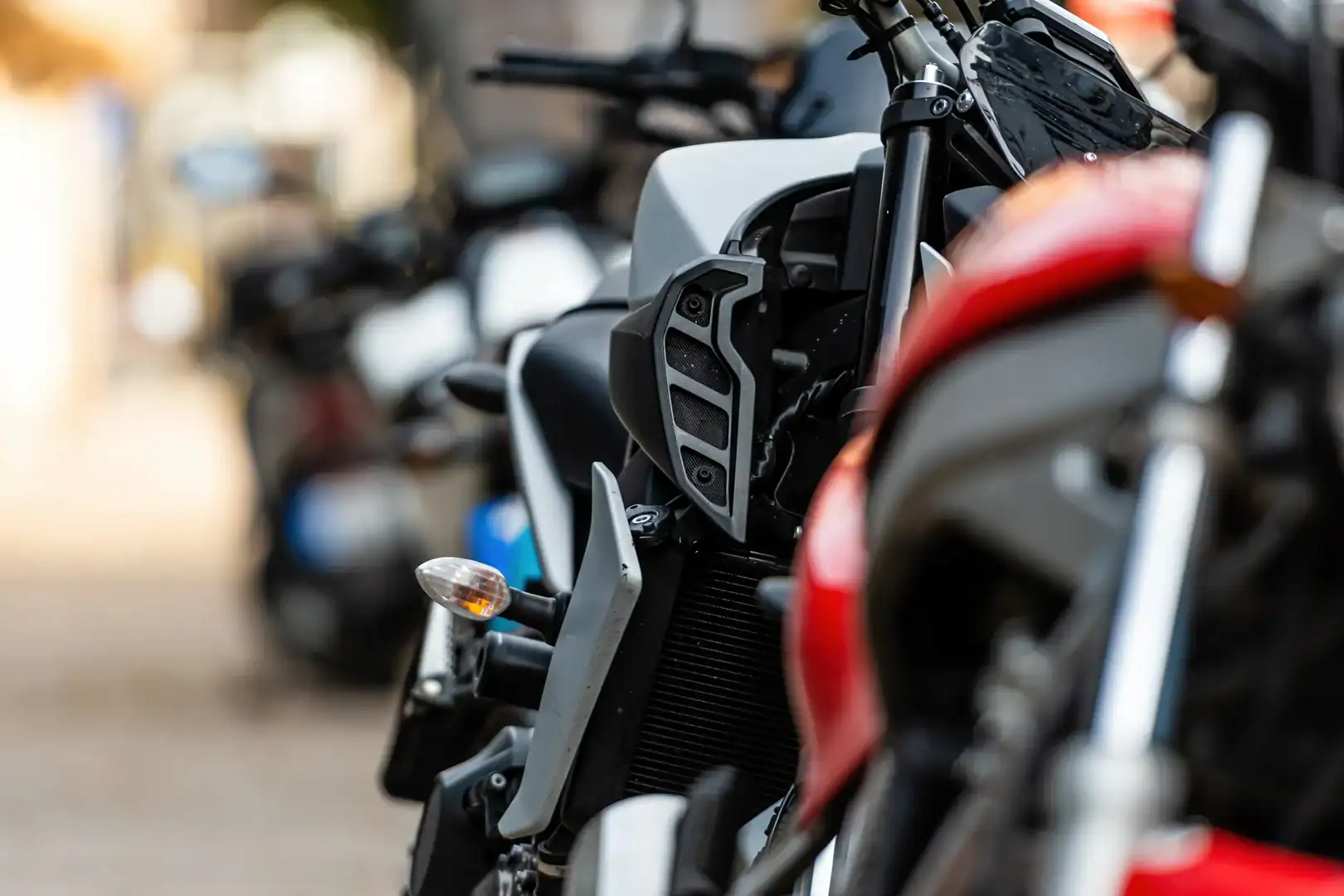 Carnets AM, A1, A2 y A: qué moto puedes conducir en renting según tu edad